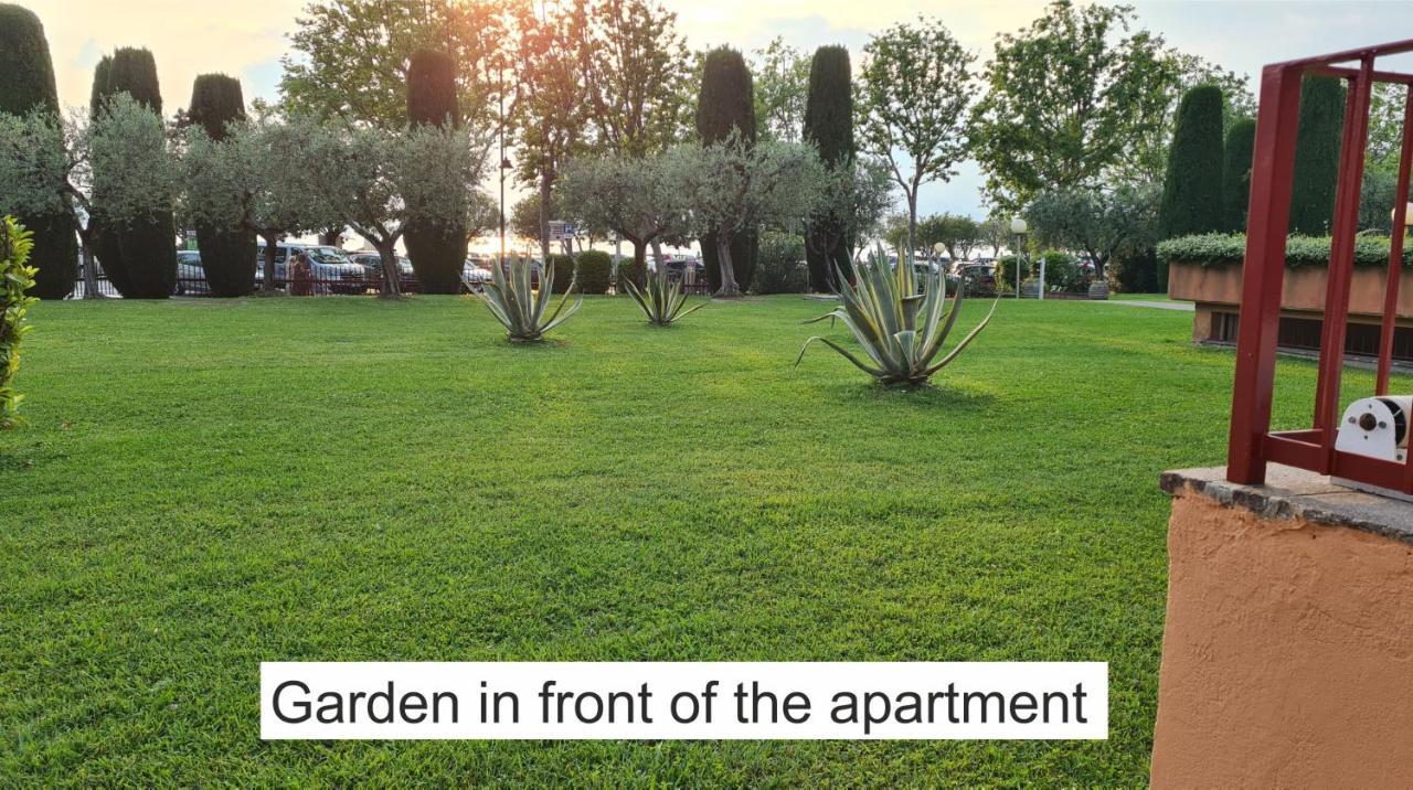 Vera Luxury Apartment Sirmione Bagian luar foto